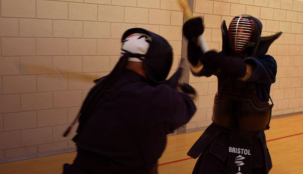 Two Bristol Kendo Club kendoka praciticing men kaeshi do